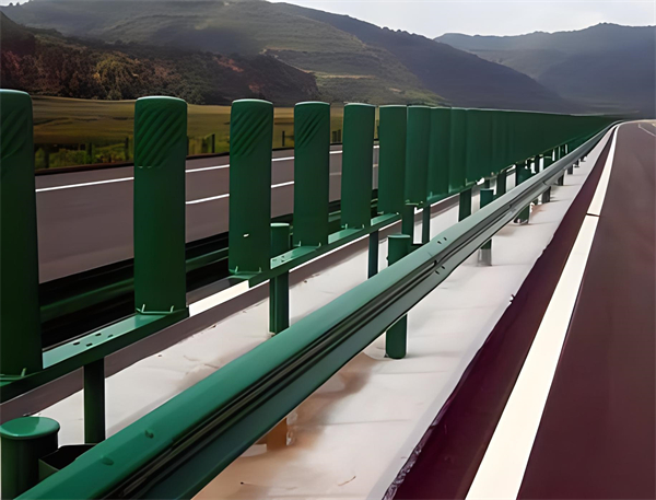 郑州三波护栏板在高速公路的应用